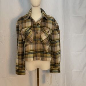 NWT Bagatelle soft cropped plaid collared fleece jacket size S